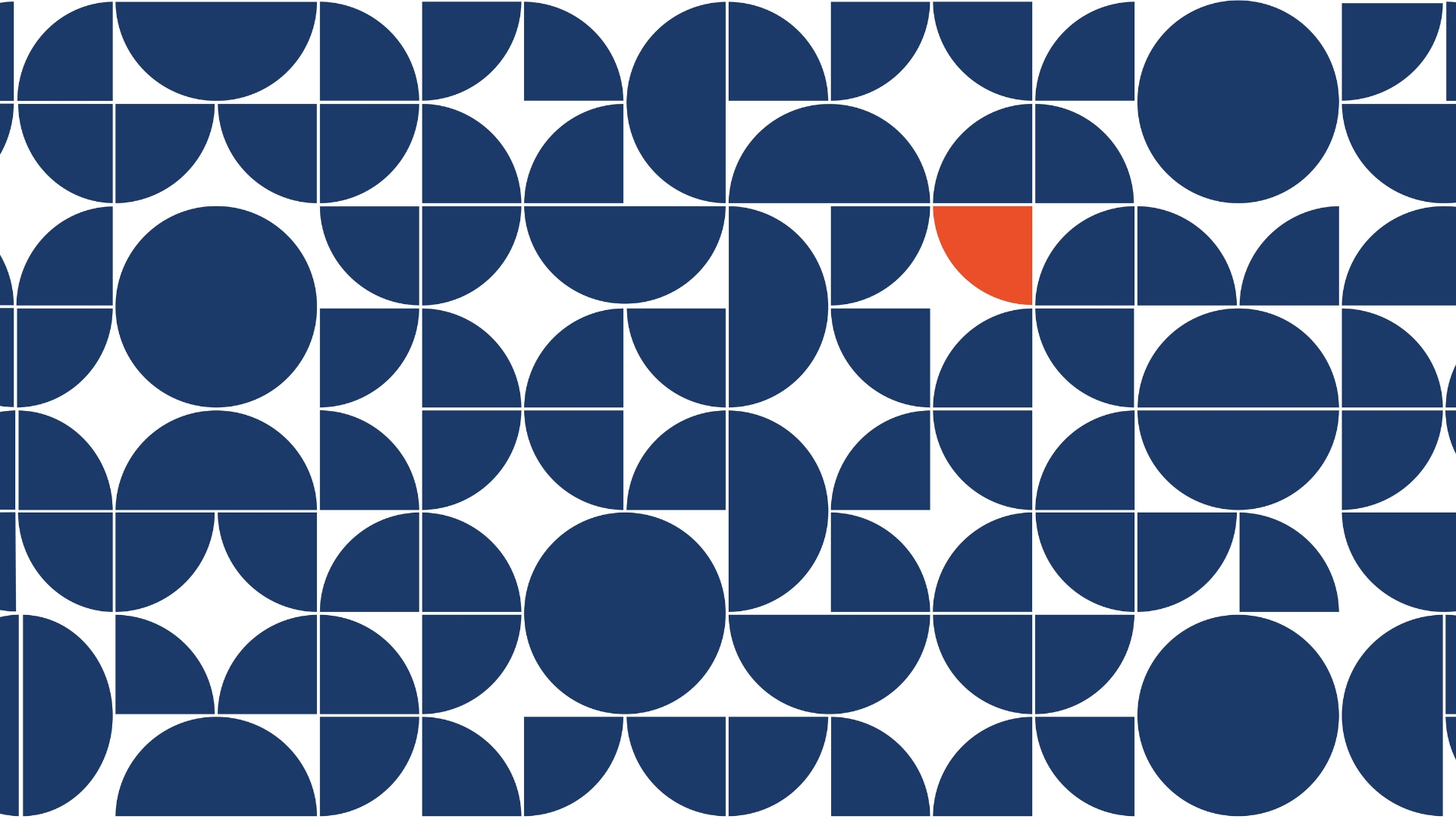 Blaue Viertel-Kreise bilden ein variierendes Muster auf weißem Hintergrund. Ein Kreis im Muster ist Orange hervorgehoben.